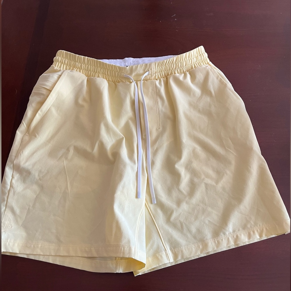 NWOT Lululemon Men’s Pool Short 7”